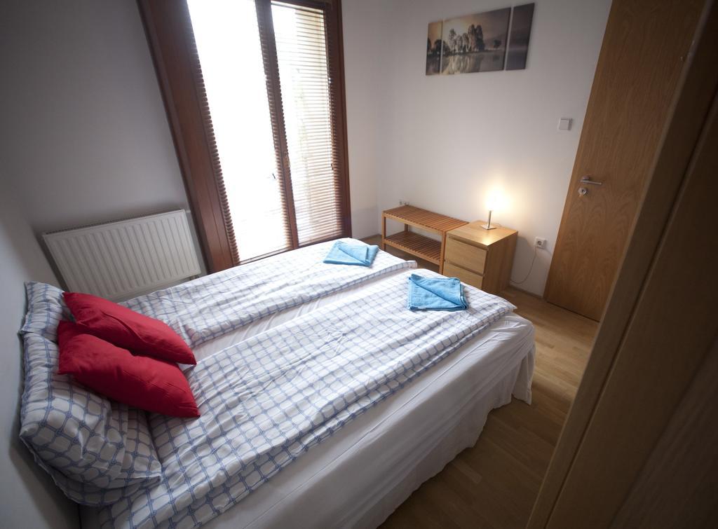Easy Star Hotel Budapeste Quarto foto