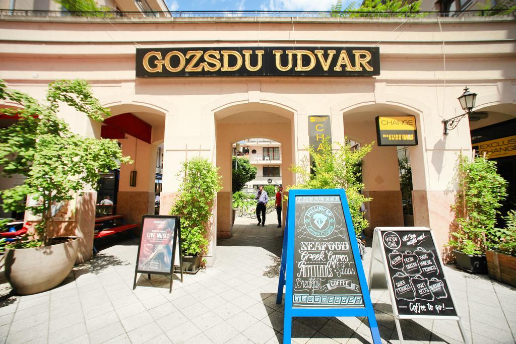 Easy Star Hotel Budapeste Exterior foto