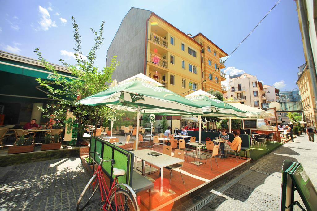Easy Star Hotel Budapeste Exterior foto